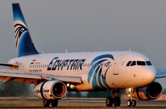 Перед катастрофою на борту літака EgyptAir сталася пожежа