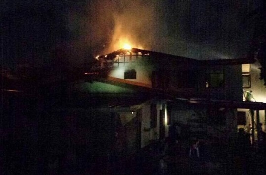 У Таїланді під час пожежі в гуртожитку загинули 17 дівчаток