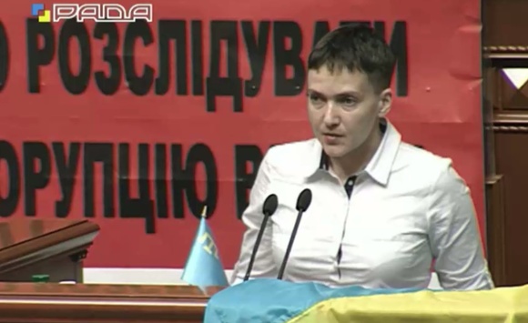 Савченко каже, що не дозволить депутатам забути загиблих на Донбасі воїнів