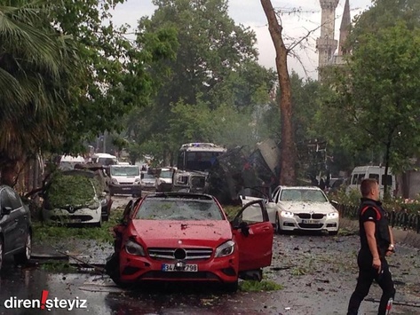 У Стамбулі стався вибух: є поранені