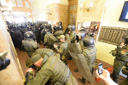 У Львівській міськраді депутати від «Свободи» побилися з правоохоронцями