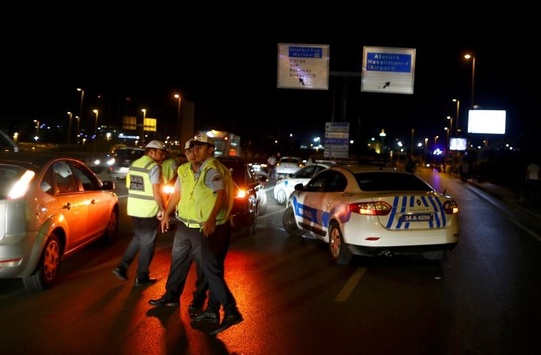 В аеропорту Стамбула постраждало майже 250 осіб