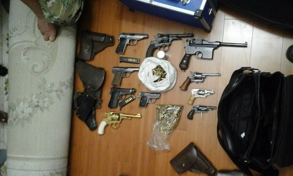 На Луганщині СБУ знайшла схованку зі зброєю у чиновника з команди Януковича