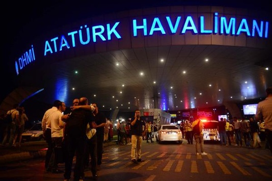 Туреччина звинуватила 11 росіян в причетності до теракту в аеропорту Стамбула