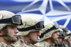 Столтенберг заявив про створення чотирьох батальйонів НАТО у країнах Балтії та Польщі