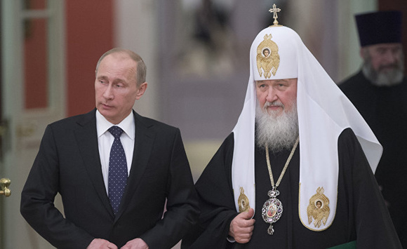 Режим зовні набожного Путіна у питаннях релігії нагадує Радянський Союз - The Wall Street Journal