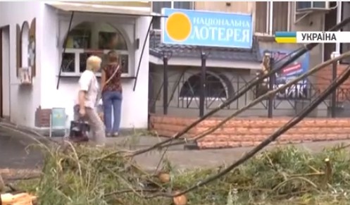Негода знеструмила 34 населені пункти на Сумщині