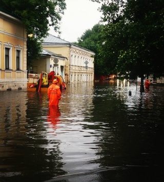 Москва оговтується після потопу