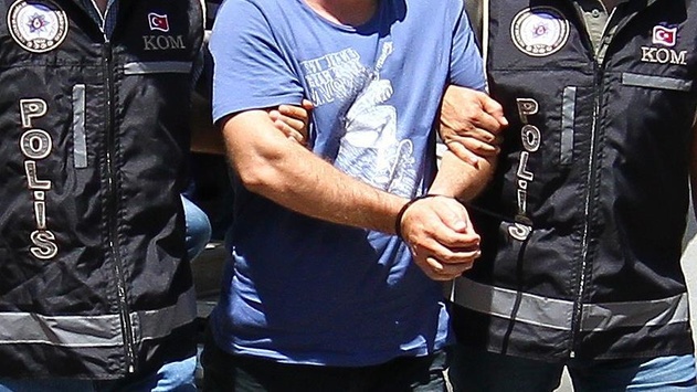 В Туреччині затримали трьох військових, які штурмували готель Ердогана