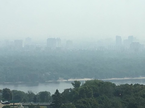 Держпродспоживслужба рекомендувала київській владі обмежити рух у місті через смог