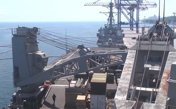 Військові відпрацювали завдання на морі під час навчань «Сі Бриз-2016»