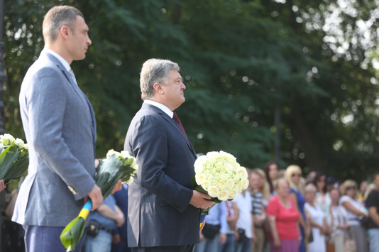 Президент закликав українські церкви дати чітку оцінку подіям на Донбасі