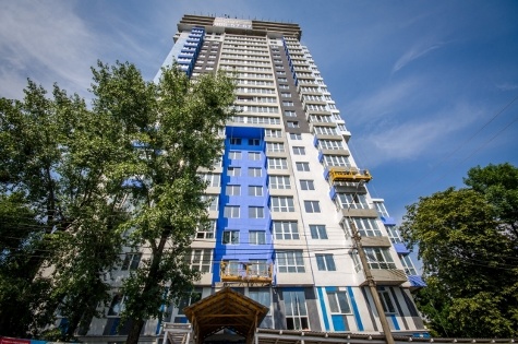  У Києві можуть знести вже заселений 25-поверховий житловий комплекс