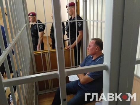 Єфремов шість разів за рік виїжджав за кордон без жодних перешкод, – адвокат