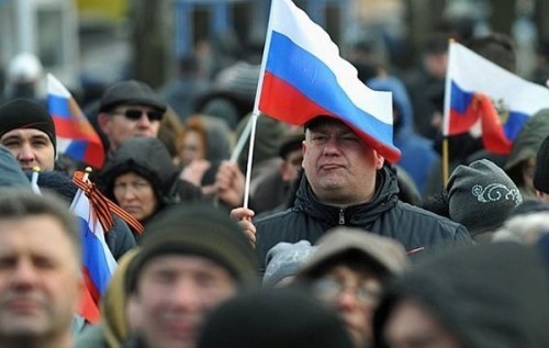 Дедалі більше росіян бояться відкрито обговорювати політику Путіна, - опитування