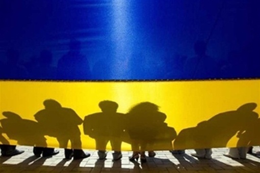 Демократичність нинішньої влади українці оцінили в 5 із 10 балів