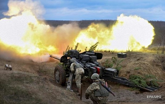 АТО: за день бойовики 21 раз обстріляли українські позиції
