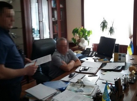 СБУ затримала на хабарі в 170 тис. євро ректора НАУ