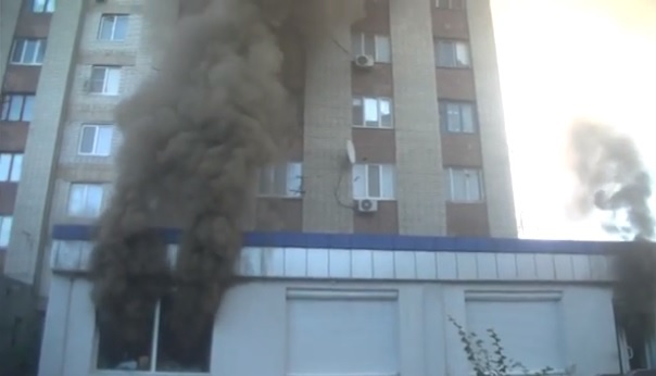 Масштабна пожежа у Харкові: згоріли швейний цех і магазин