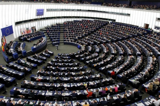 Безвіз для українців: у Європарламенті зареєстрували проект резолюції