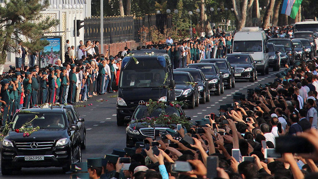 Відмучився: президента Узбекистану Карімова поховали