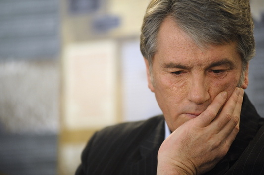 Ющенко порадив нинішній владі тримати другий фронт – фінансовий
