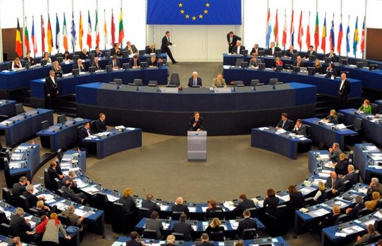 У Європарламенті сьогодні розглянуть безвіз для України