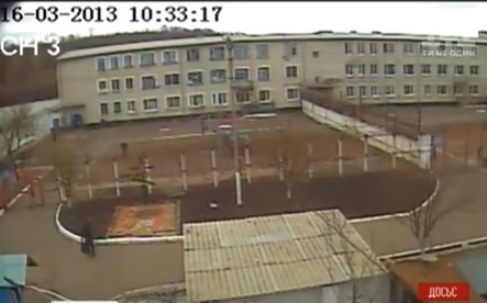 У Кропивницькому загадковим способом з колонії втік рецидивіст із п'ятьма судимостями