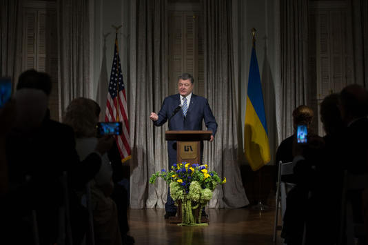 Порошенко в США знову нагадав про надання летальної зброї для України
