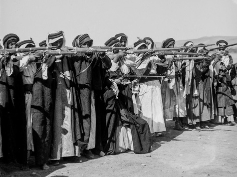 Неймовірні фотографії з життя бедуїнів, зроблені наприкінці 19 століття