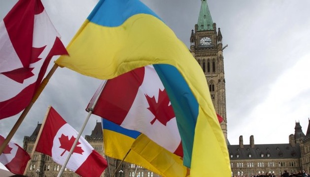 У Канаді відмовилися скасовувати візи для українців