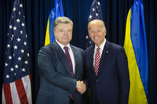 США готові надати Україні 1 млрд дол. кредитних гарантій, - Байден