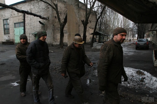Під час пожежі на шахті в Донецькій області евакуйовано 593 гірників