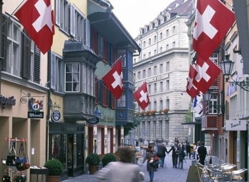 У Швейцарії почався референдум щодо розширення повноважень спецслужб