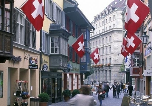 Швейцарці відмовилися від підвищення пенсій і підтримали розширення повноважень спецслужб