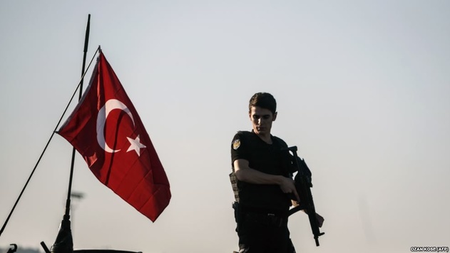 У Туреччині підірвали військовий автобус: 10 жертв