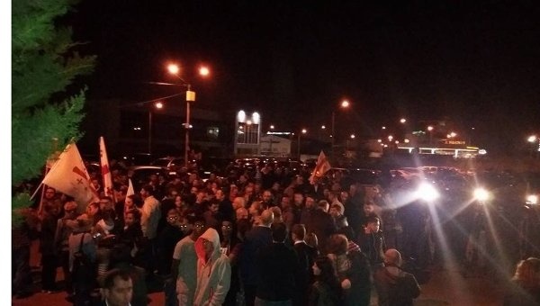 У Грузії прихильники партії Саакашвілі провели мітинг під ЦВК