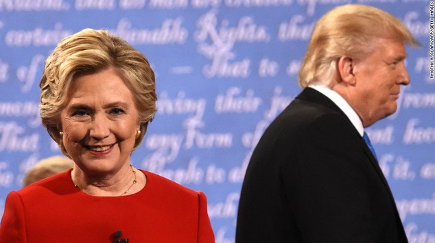 Клінтон і Трамп не потиснули один одному руки перед дебатами