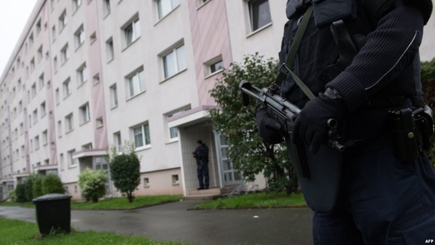 Поліція Німеччини затримала підозрюваного в тероризмі сирійського біженця