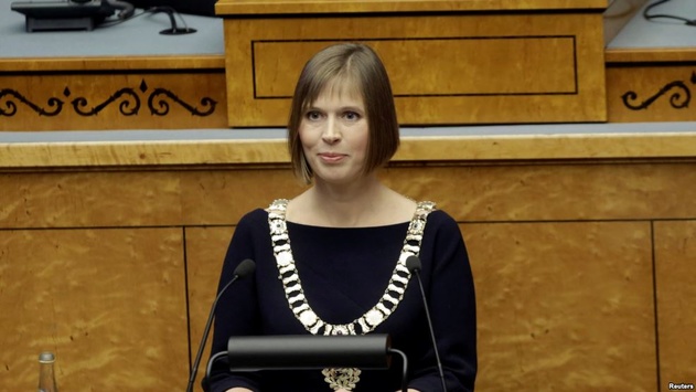 Перша жінка-президент Естонії склала присягу