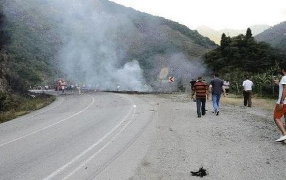 У Туреччині дорогу між Анталією і Кемером обстріляли ракетами 