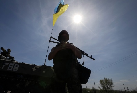 Зона АТО: загинув один і поранені семеро українських бійців