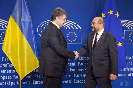 Саміт у Брюсселі: Порошенко зустрічається з президентом Європарламенту