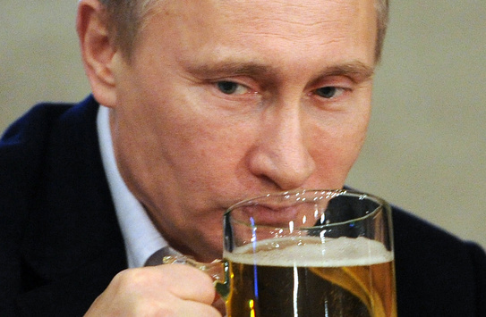 Путін приїхав до Меркель на 4 літаках і зі своїм пивом - Шлінчак 