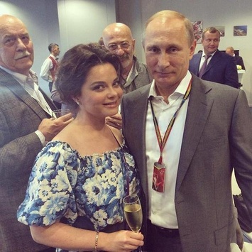 Корольова відреагувала на заборону в'їзду в Україну: Виявляється, я шпигунка Кремля