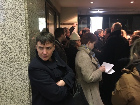 Користувачі соцмереж бурхливо відреагували на поїздку Савченко до Москви