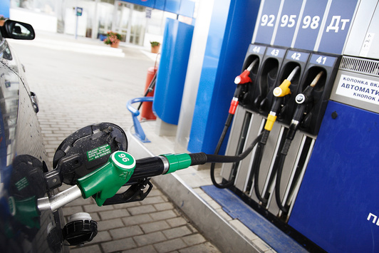 У вересні продаж бензинів на українських АЗС упав на 15%