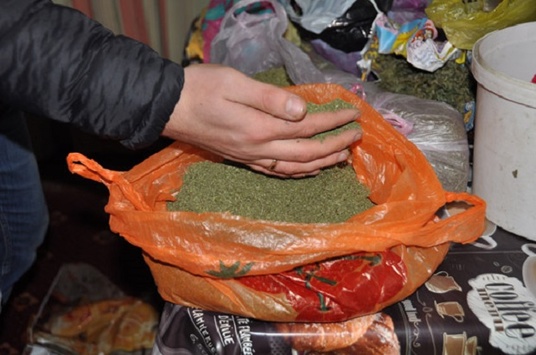 Поліція знайшла у мешканця Миколаївщини 9 кг конопель 