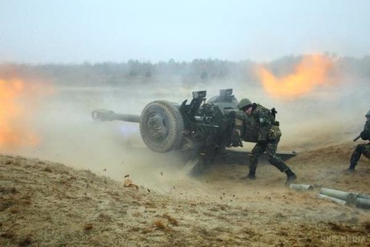 АТО:бойовики атакують Широкине - стріляють із 152-мм артилерії й танка