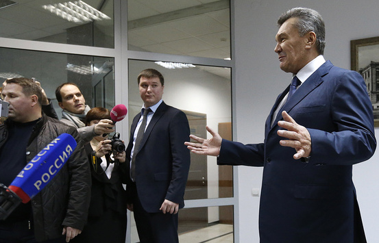 Янукович заявляє, що зібрав три томи свідчень у справі Майдану 